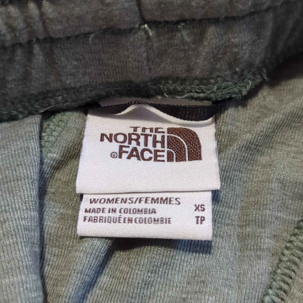 The North Face Joggers XS Olive Green - Picture 6 of 8
